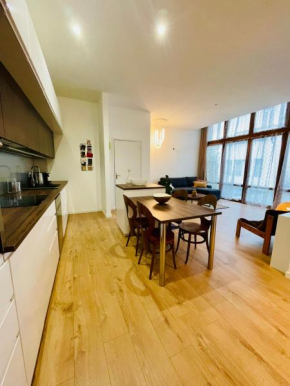 Liberté - Grand appartement 4 pers avec parking Lille Centre